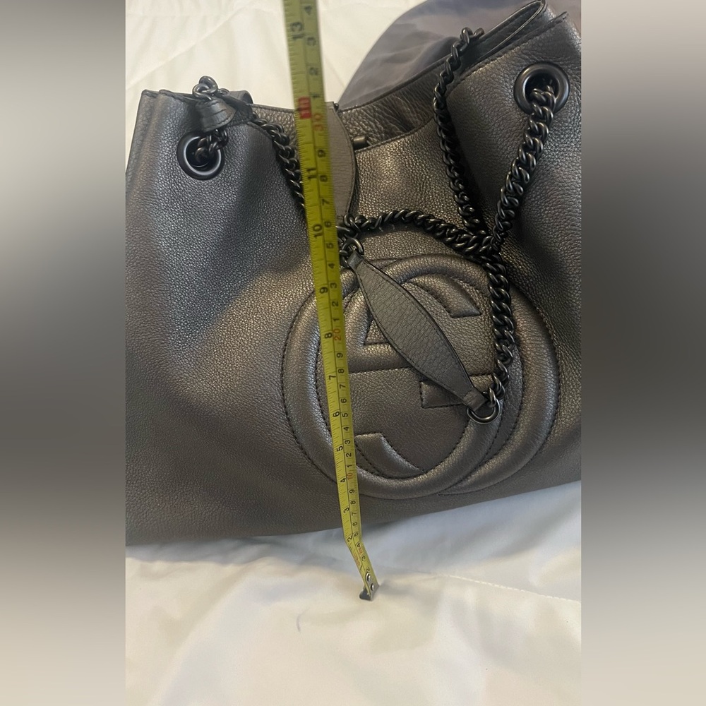 Gucci Metallic Gray Soho Leather Shoulder Bag with Tassel - Picture 8 of 16